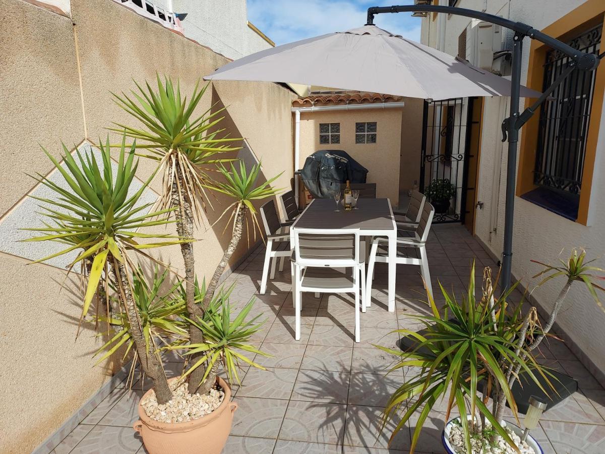Orihuela - Sleeps 6 - Pool - Parking - Petfriendly Villa Exterior photo